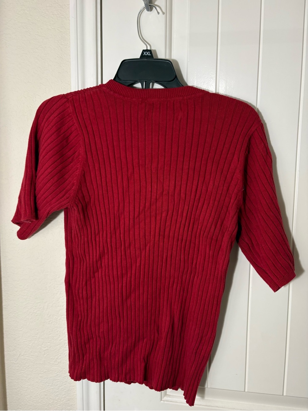 Avenue Men's Ribbed Crewneck Sweater - Red